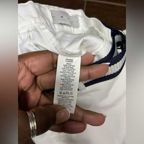 The Children's Place white Belted Chino Shorts sz 12 - Picture 2 of 5